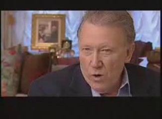 The World According to Bush / Le Monde selon Bush (2004) - Trailer