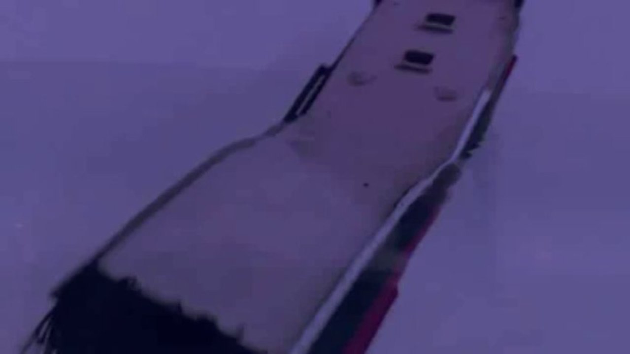 [Model Titanic Splits] Teaser_Trailer_clip1