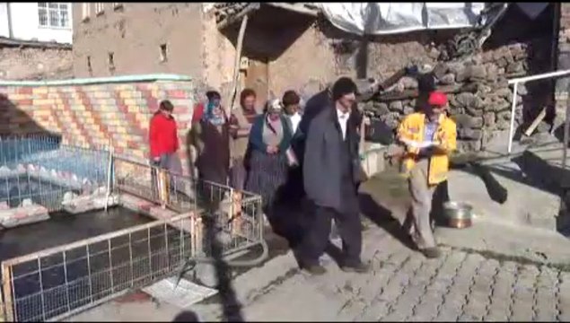 Balıklara cenaze töreni