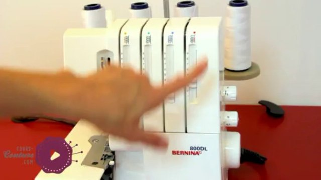 cours de couture - Apprendre à coudre un ourlet à la surjeteuse - tuto de couture