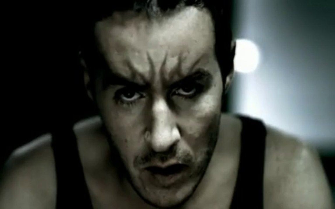 Massive Attack - Butterfly Caught