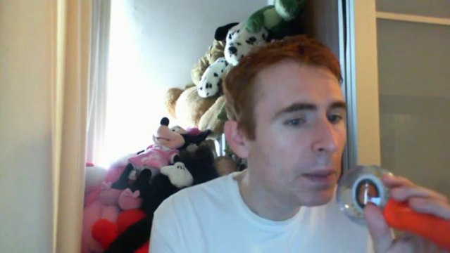 Wiwi égratigne dis Madame s'il vous plait de Pierre Tisserand