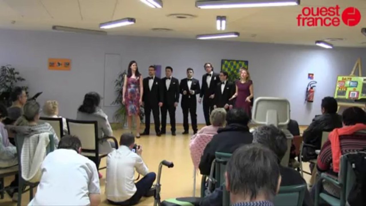 Folle journée à Laval : Voces8 enchante les patients de l'hôpital