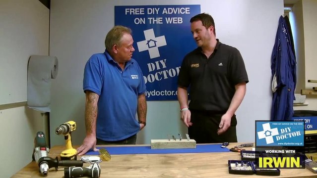 Tutorial on hobby or utility knife blades from Irwin