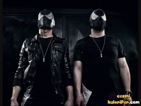 The Bloody Beetroots - Warp 1977 (feat. Steve Aoki and Boberman)