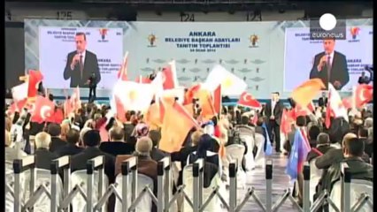 Erdogan propose de geler une partie de sa réforme judiciaire contestée