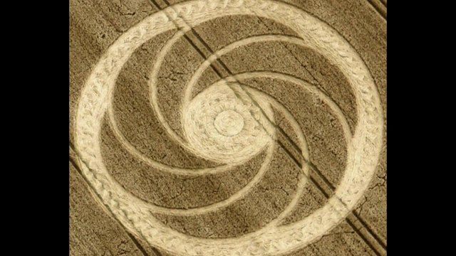 Crop Circle at Milk Hill, Wiltshire 5th August 2012 HD