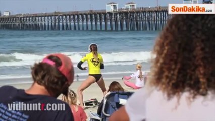 Sörfçü Güzel Anastasia'nın Isınma Dansı Yürek Hoplattı