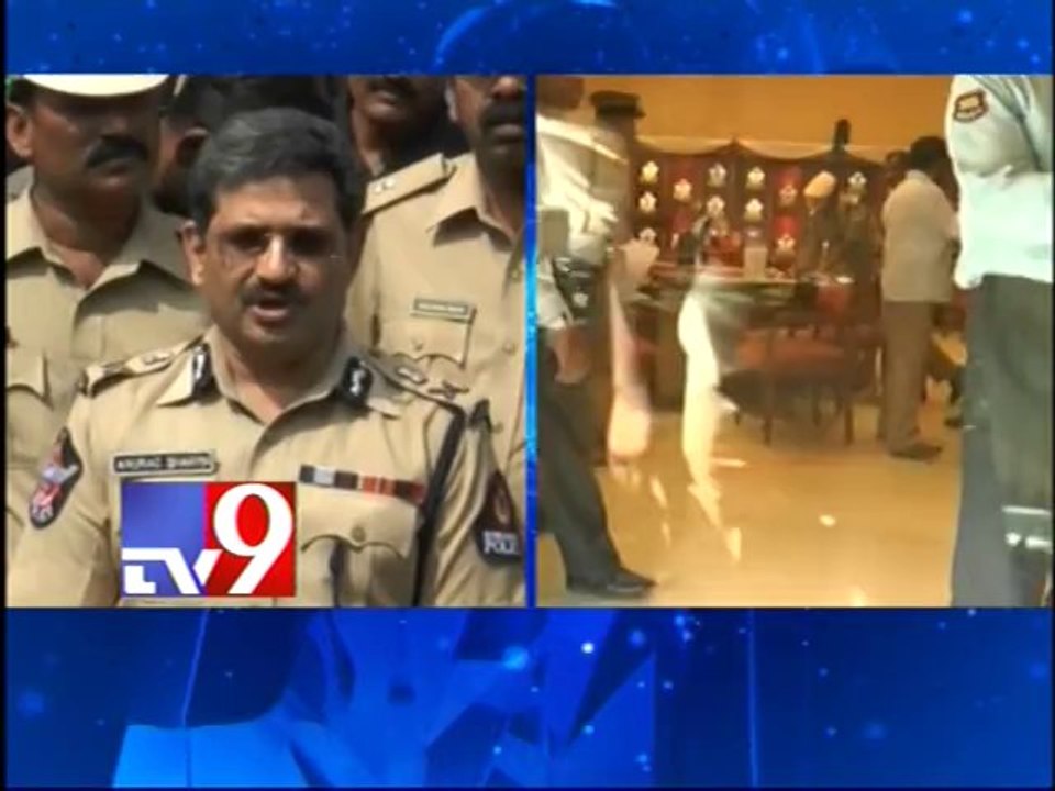 30 kg gold stolen from Tanishq Jewellers in Punjagutta