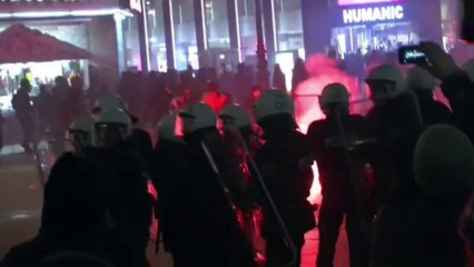 Autriche: manifestation contre le bal de l'extrême droite