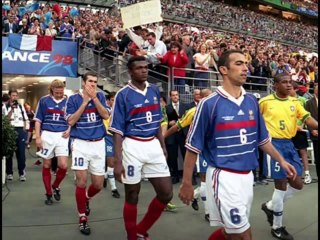 Marseillaise lors de la finale coupe du monde 1998 - YouTube