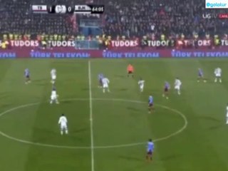 Avni Akerde para para şike şike tezahuratı