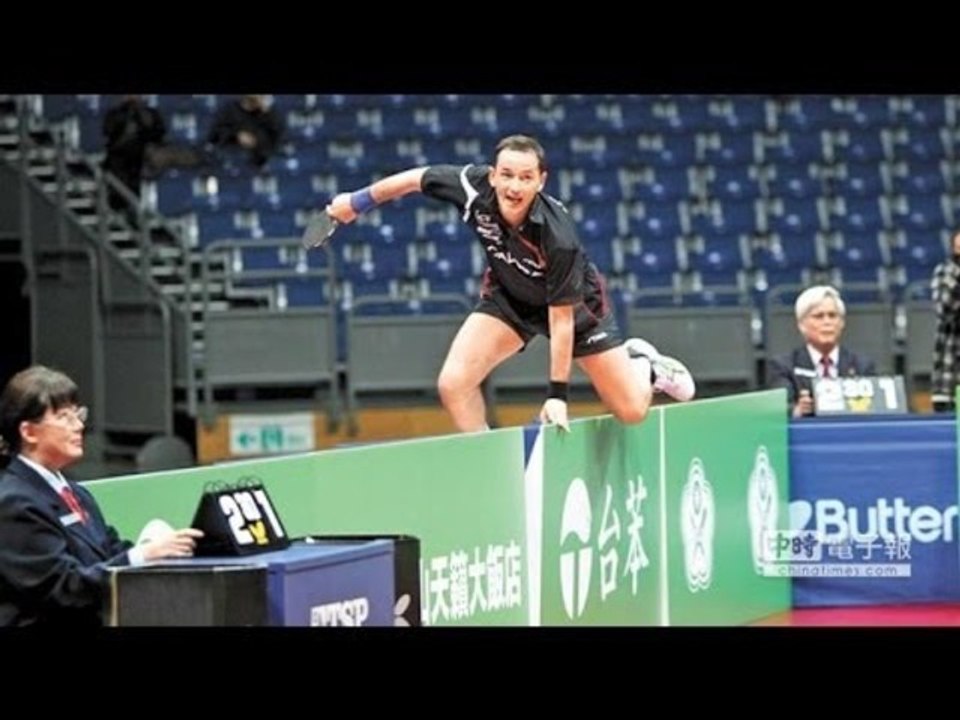 Le match de ping pong le plus drôle