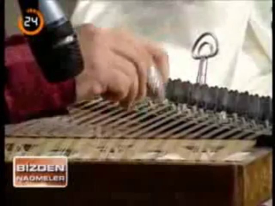 Eda Karaytuğ - Gözünün rengini sordum kara sevda dediler