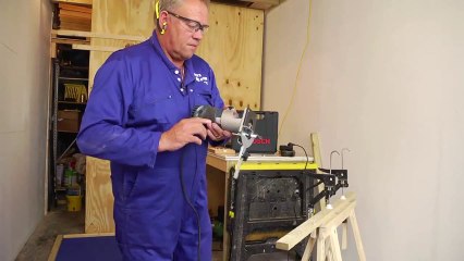 Power tool review - Bosch GKF600 Wood Router