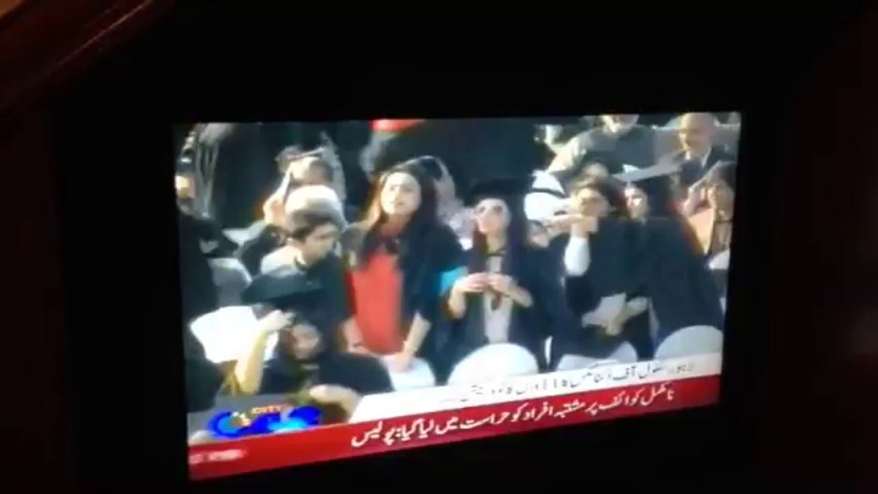Maiha get medal in LSE prize distribution on convocation 2014