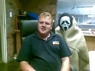 PEOPLE GETTING SCARED FUNNY