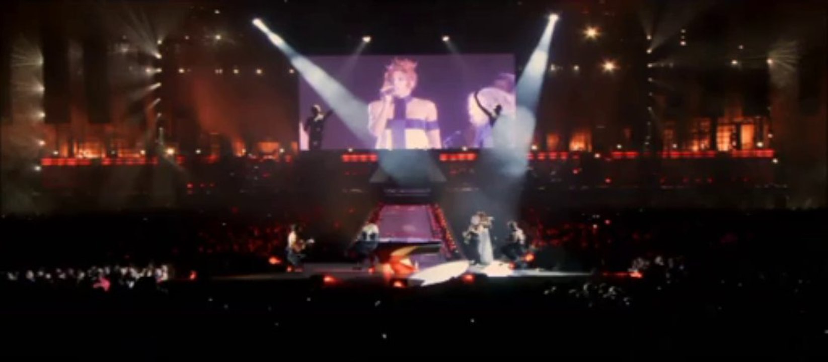 Mylène Farmer - SDF- Laisse le vent Emporter Tout