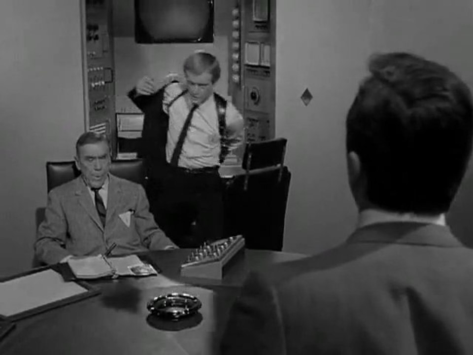 Illya Kuryakin vows to decoy THRUSH agents “as far as Trenton, New Jersey”