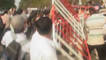 Protesters scuffle with police in Cambodia