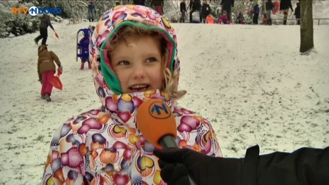 Sneeuw zorgt voor vertier in Stad - RTV Noord