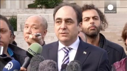 Syrian opposition tries to negotiate release of detainees