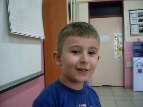ARDA-MİNİ MİNİ BİR KUŞ ŞARKISINI SÖYLERSE... :)