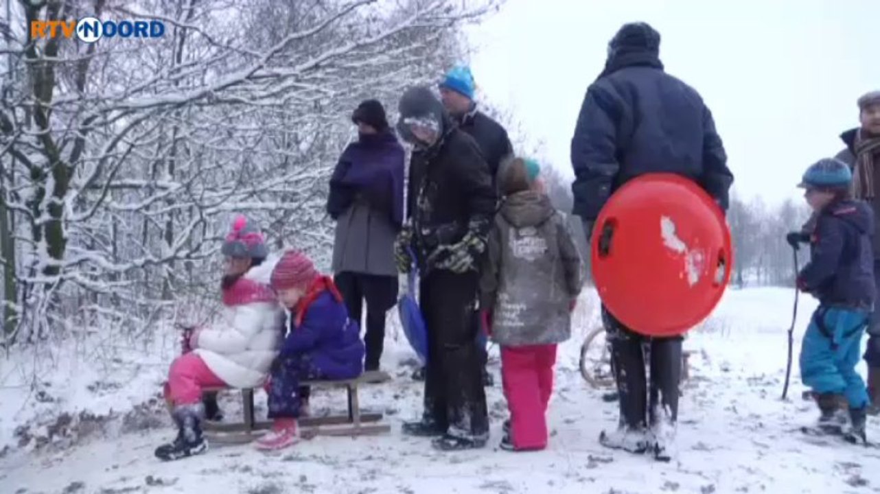Sneeuwpret in Oost-Groningen - RTV Noord