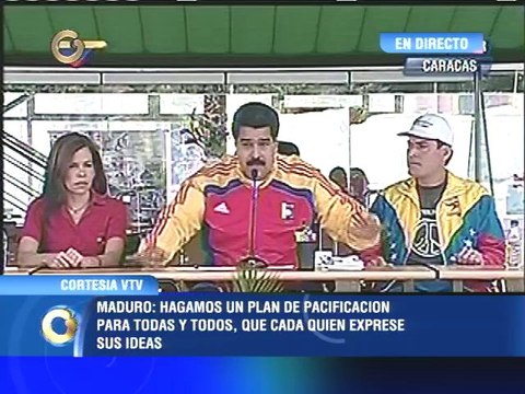 Maduro denuncia supuestos planes de la oposición para pagar con droga a bandas delictivas