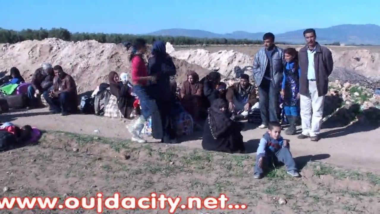 وجدة : ماساة المهاجرين السوريين المرحلين من  السلطات الجزائرية  الى الحدود المغربية