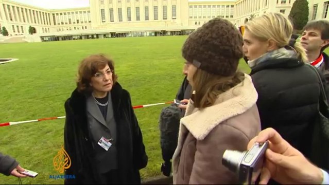 Women and children 'can leave Syria's Homs'