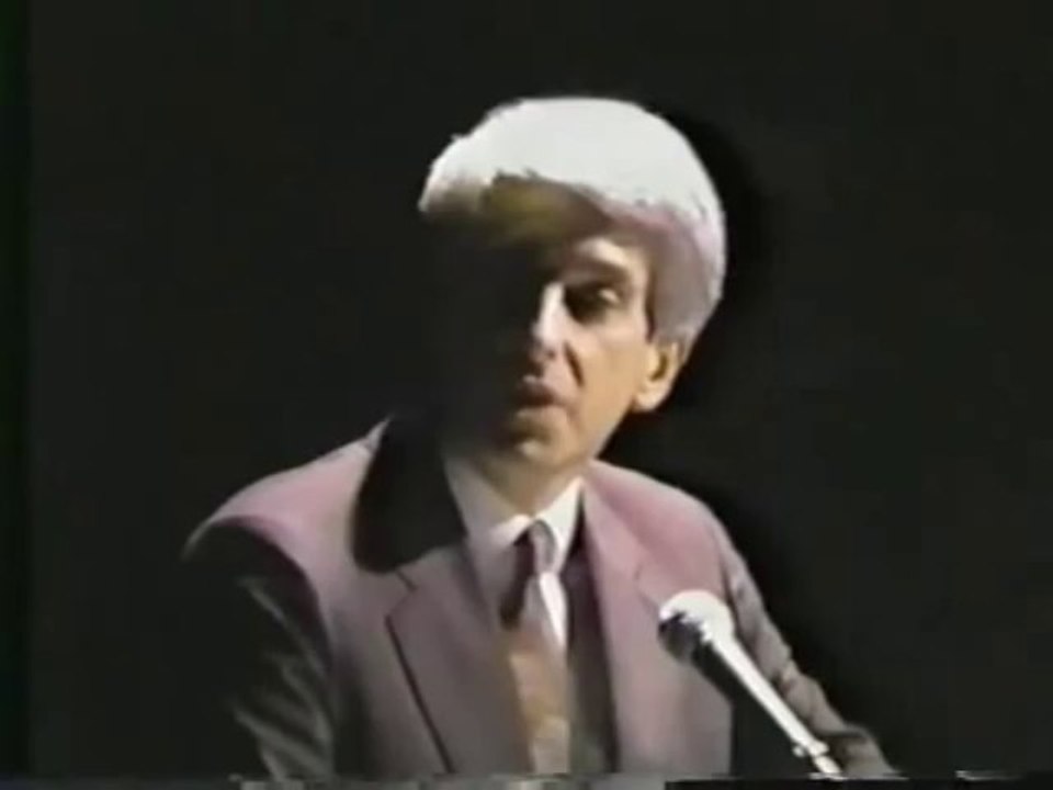 conference  de JACQUES VALLEE  sur les ovnis