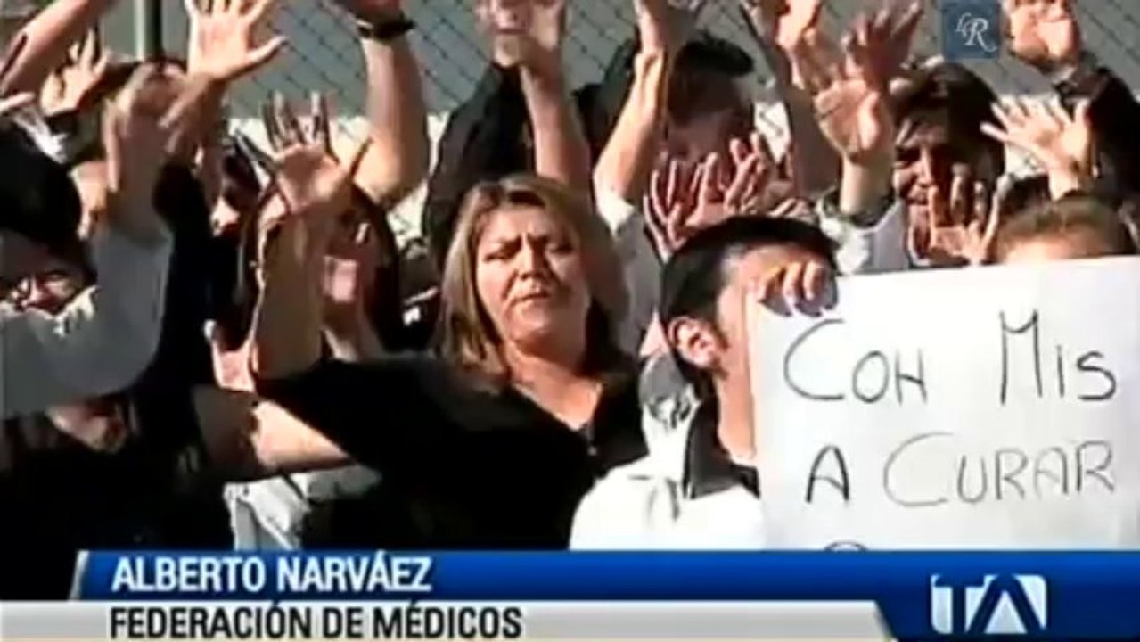 Rafael Correa, plan de contingencia con 750 médicos extranjeros, Ecuador