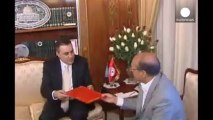 Une nouvelle constitution et un nouveau gouvernement pour la Tunisie