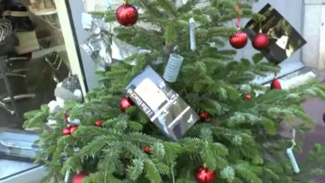 LES W-D.D. MICHOU NEWS - 20 DECEMBRE 2013 - LA RUE TAYLOR DECOREE PAR LES COMMERCANTS POUR LES FETES .