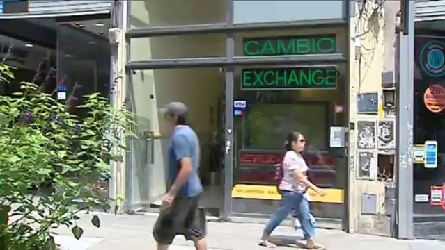 Los argentinos pueden volver a comprar dólares
