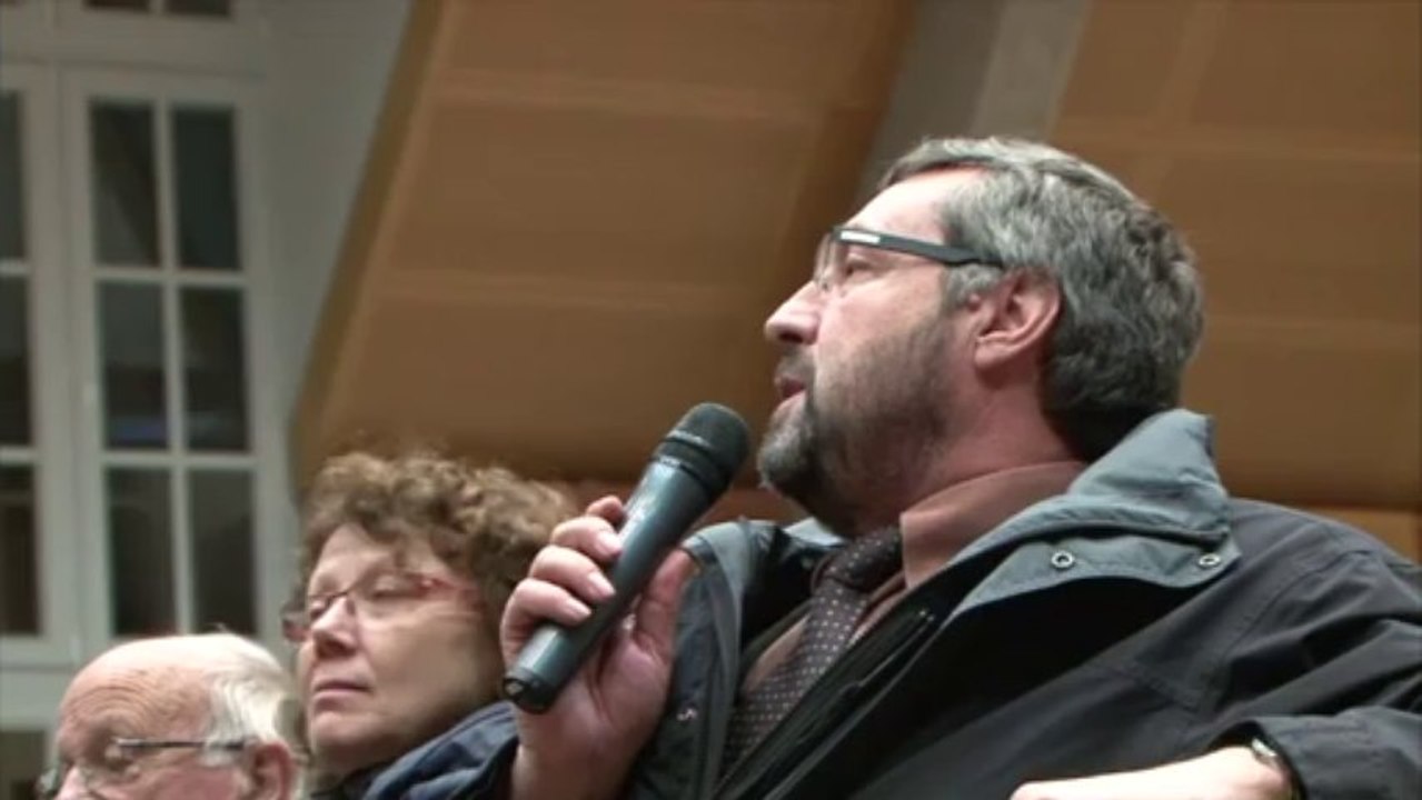 Conférence dédicaces menée par Sylvain BLONDIN  sur les désertifications médicales à Avalon ('Yonne)