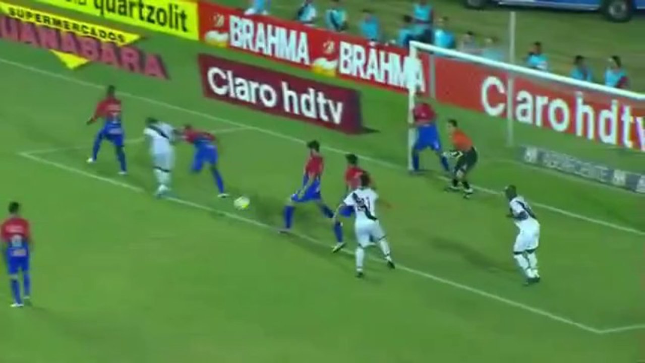 Football - Le but de Rafael Vaz (Vasco - Friburguense)