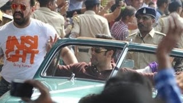Mumbai's Republic Day Parade | Salman Khan, Ranbir Kapoor & Prity Zinta
