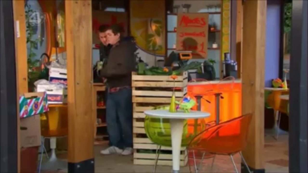 Hollyoaks Darren Scenes (16th March 2011)