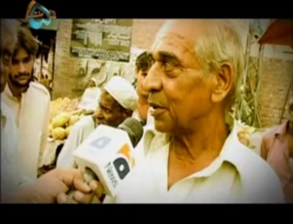 One is alone and dies more alone. The report is about the agony of the old people left alone.