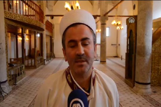 Cami kubbesinde Hazreti İsa ve havari figürleri