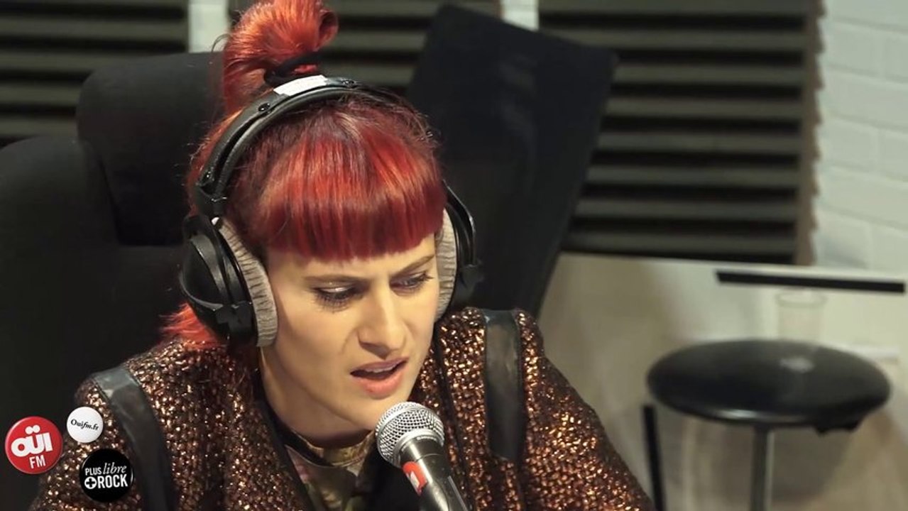 Owlle - Kate Bush Cover - Session Acoustique OÜI FM