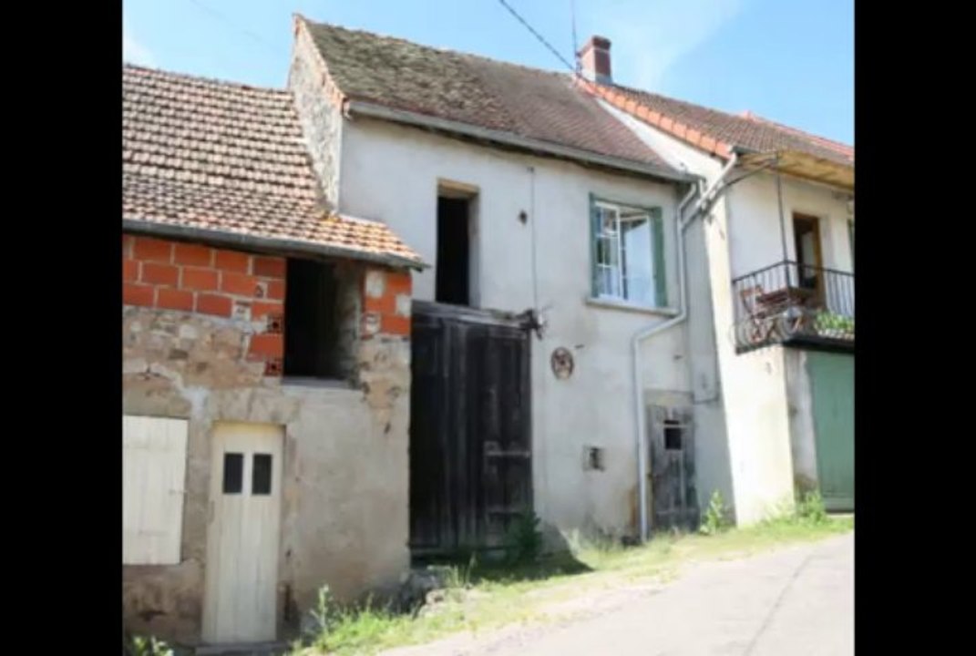 Dpt Saône et Loire (71), à vendre CHAROLLES Proche, Maison P2 de 50 m² - Terrain 190 m²