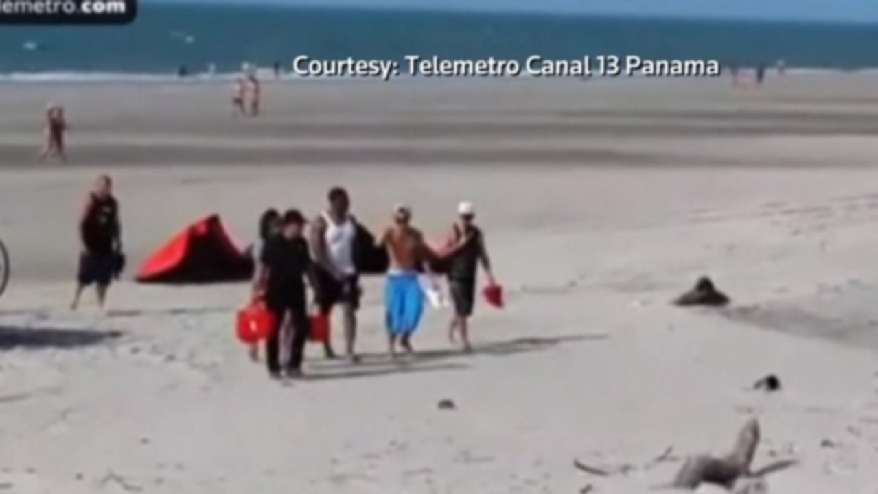 Justin Bieber flees to Panama
