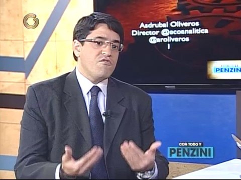 Economista: Se mantiene una restricción de divisas a las empresas privadas