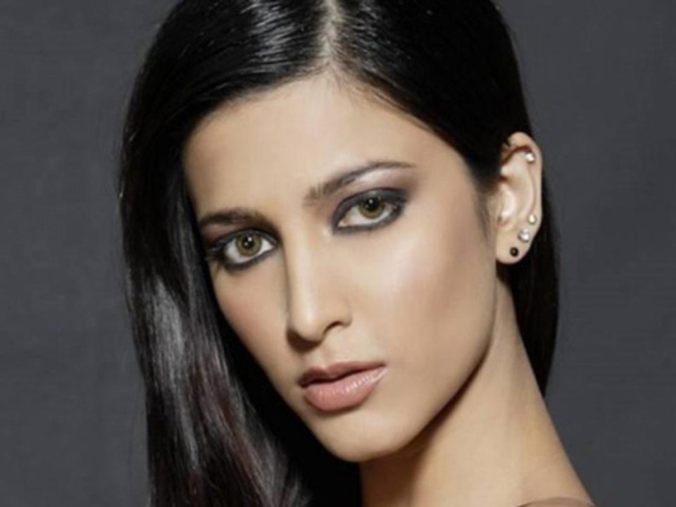 5 Interesting Facts About Shruti Hassan Birthday Special