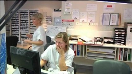 Chômage : "Il faut que les entreprises descendent  dans les lycées"