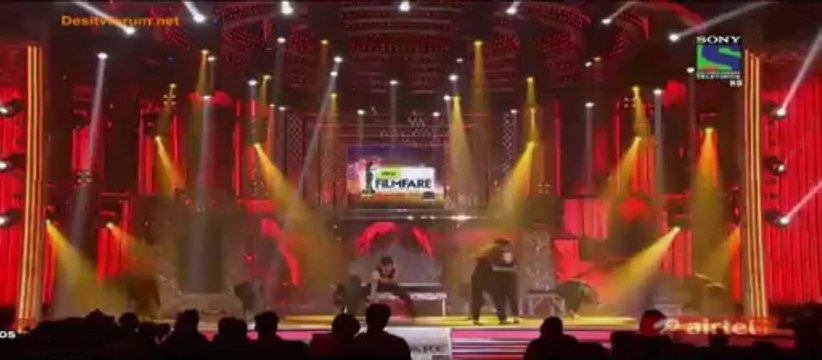 Alia Bhatt,Varun Dhawan,Sidharth Malhotra Preformance-1