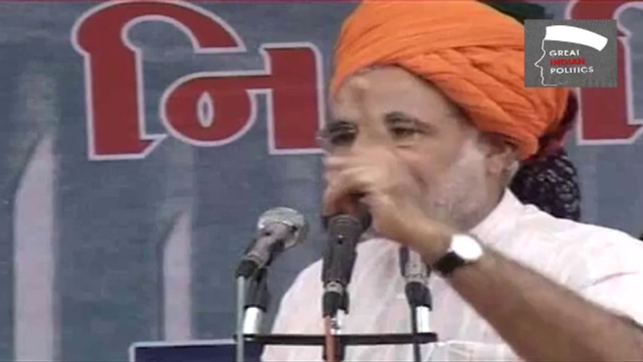 Narendra Modi makes fun of Nehru-Gandhi family